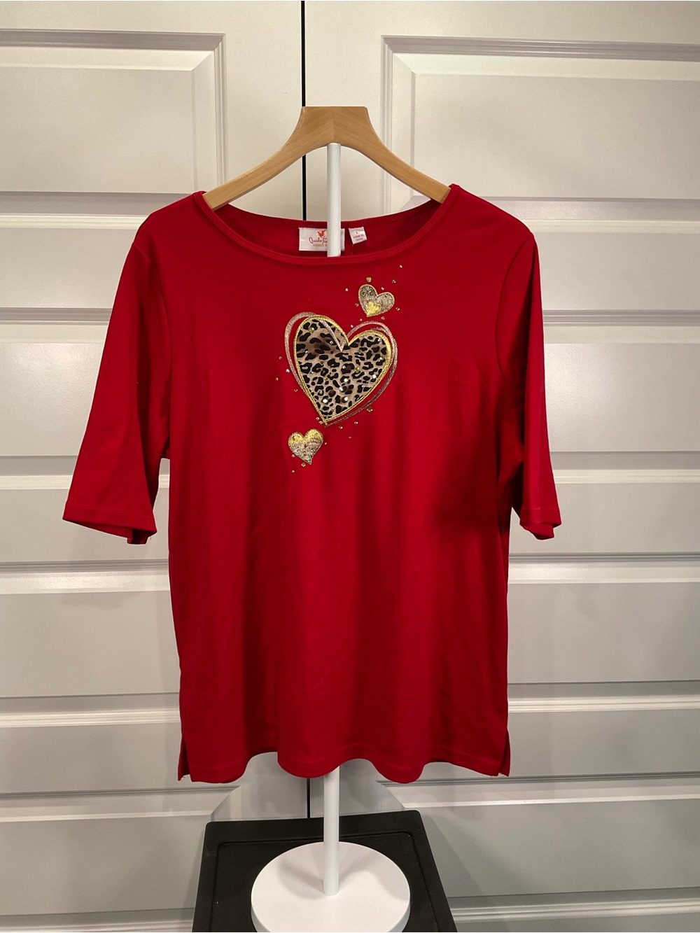 Quacker Factory Red Tee with Leopard Heart and Gold Accents